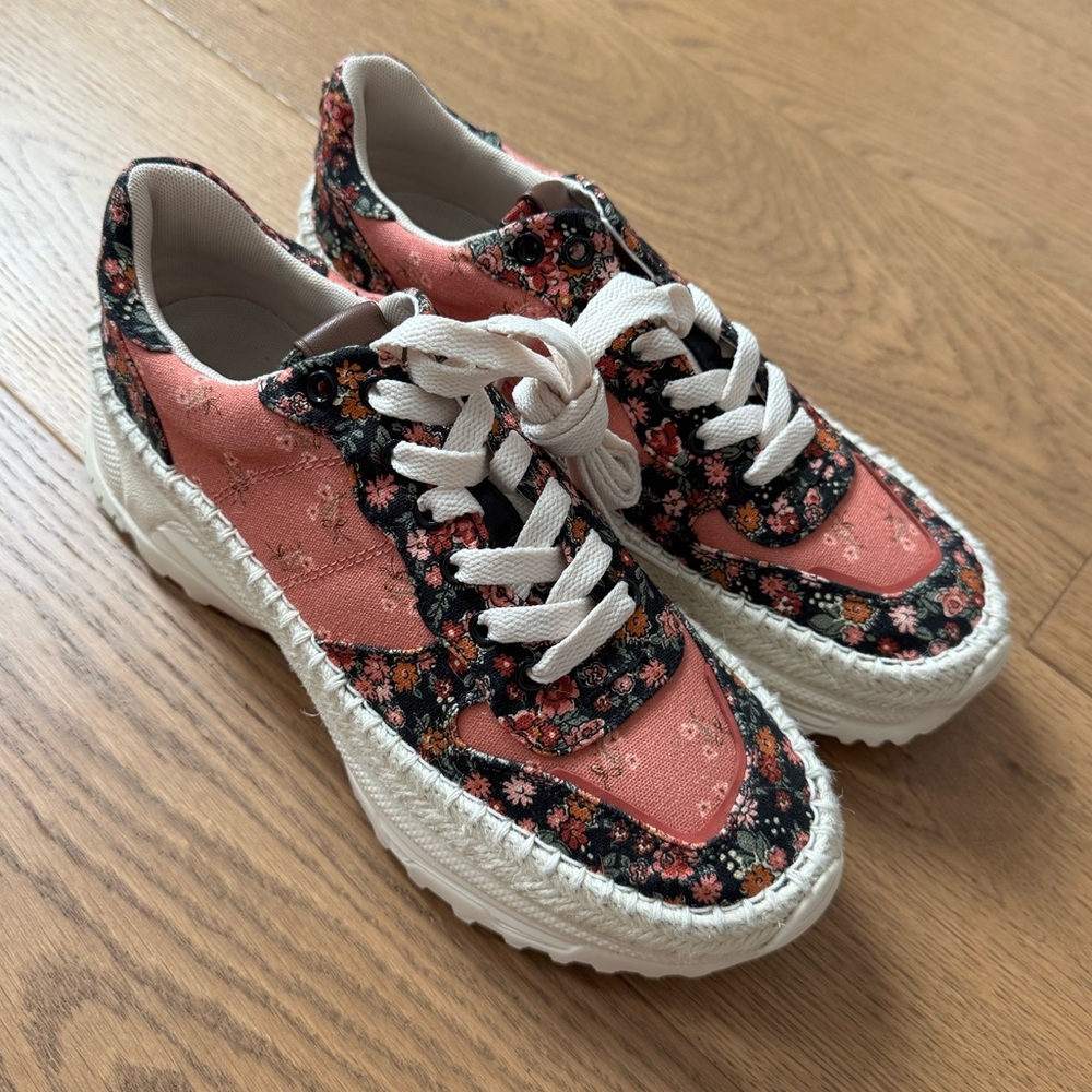 Coach C143 Espadrille Runner - Ladies Size 10 - NWOT - Pink Paisley & Beige - Picture 3 of 9